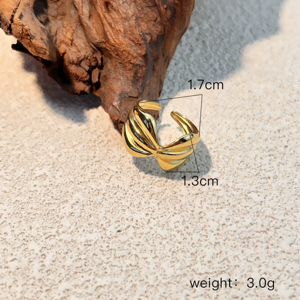 Stainless Steel Heart Shape Ring Electroplated 18K Gold Minimalist Geometric Jewelry