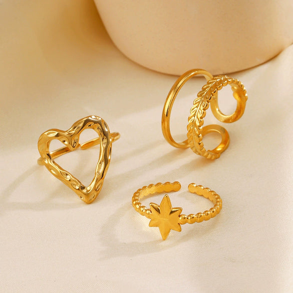 Stainless Steel Heart Shaped Hip Hop Ring For Women With Electroplating