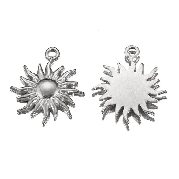 Stainless Steel Heart Shaped Vintage Jewelry Accessories Pendant With Electroplating