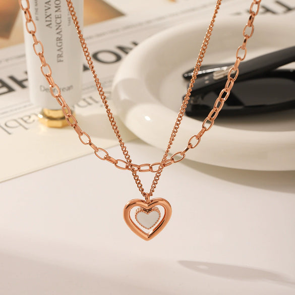 Stainless Steel Heartshaped Pendant Necklace For Women Light Luxury Highend Rose Gold Electroplated Jewelry