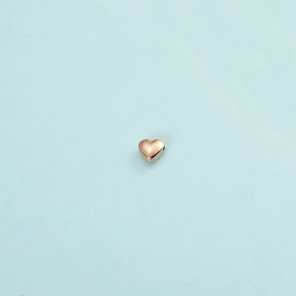 Stainless Steel Heartshaped Pendant Necklace Jewelry Accessories With Electroplating And Lovely Style