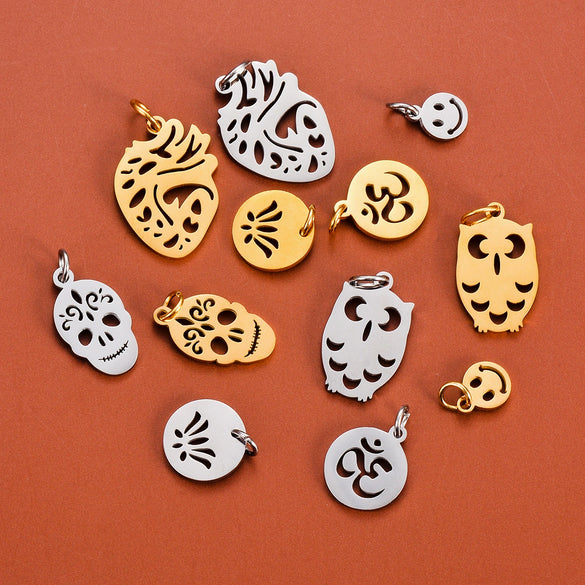 Stainless Steel Hollow Heart Skull Smiley Owl Symbol Polished Pendant Jewelry Accessories Electroplated