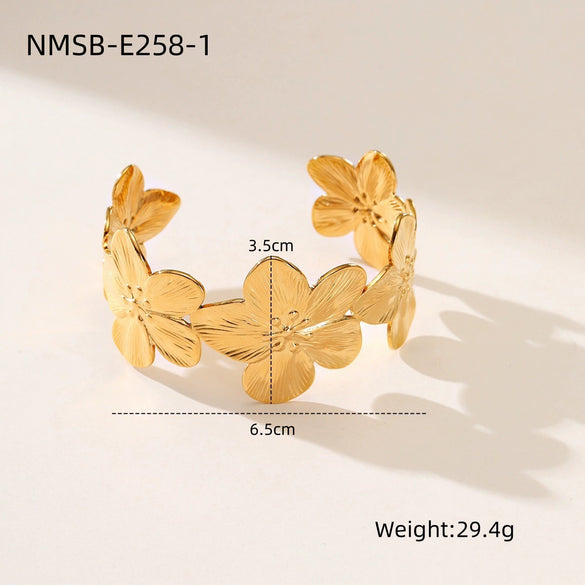 Stainless Steel 18K Electroplated Fashion Ol Plant Flowers Petal Bracelet Jewelry