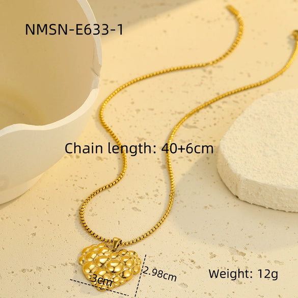 Stainless Steel 18K Electroplated Love Peach Heart Pendant Necklace For Women