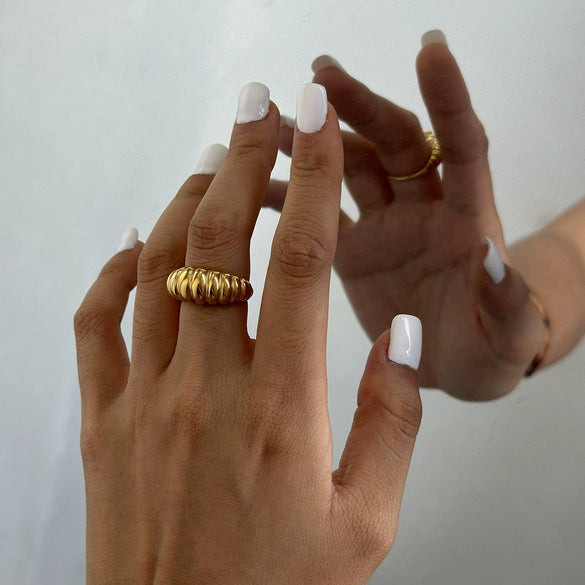 Stainless Steel 18K Gold Electroplated Croissant Ring Women's Hand Jewelry