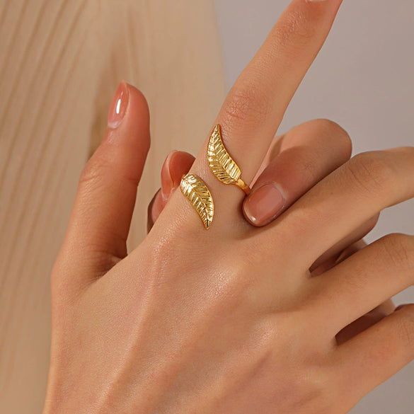 Stainless Steel Leaf Ring 18K Goldplated Electroplating For Women