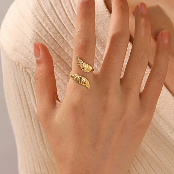 Stainless Steel Leaf Ring 18K Goldplated Electroplating For Women