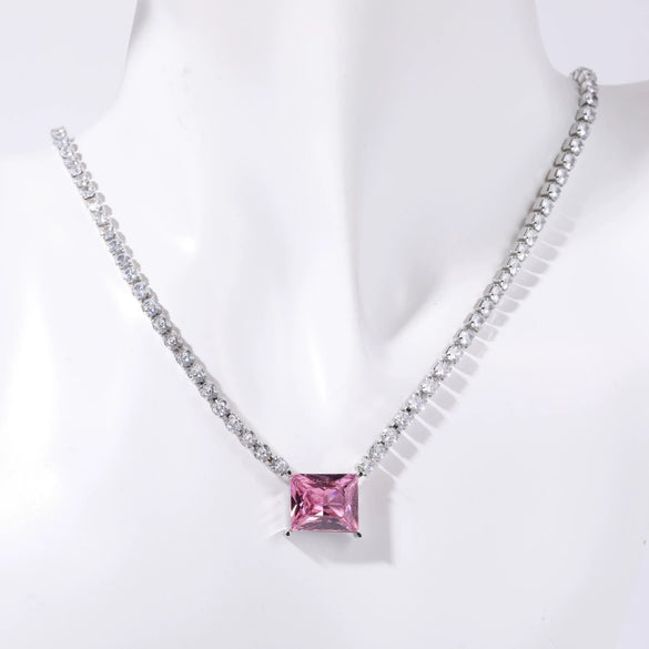 Stainless Steel Light Luxury Geometric Tennis Zircon Emerald Zircon Short Necklace With Diamond Design