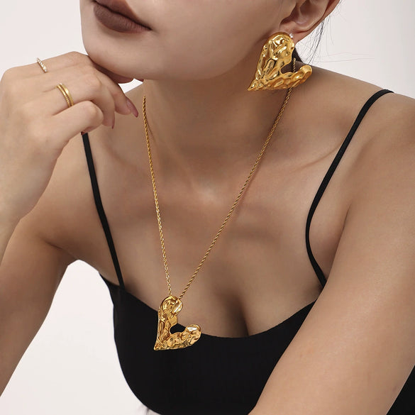 316L Stainless Steel Light Luxury Irregular Karst Peach Heart Necklace And Earrings Set Pvd Gold Plated