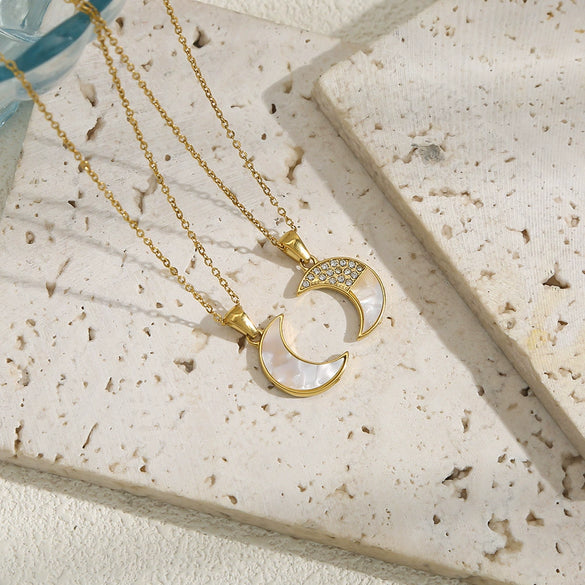 Stainless Steel Micropaved Zircon Moon Pendant Necklace Electroplating Highend Minimalist Women's O Word Chain