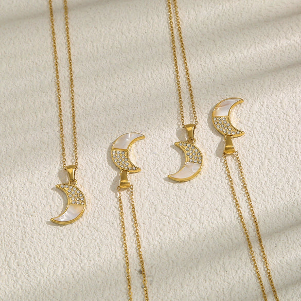 Stainless Steel Micropaved Zircon Moon Pendant Necklace Electroplating Highend Minimalist Women's O Word Chain