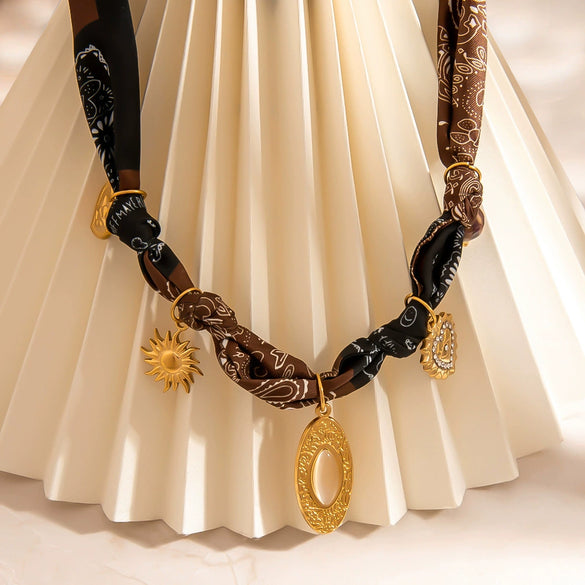 Stainless Steel Minimalist Style Electroplated Necklace And Silk Scarf Jewelry