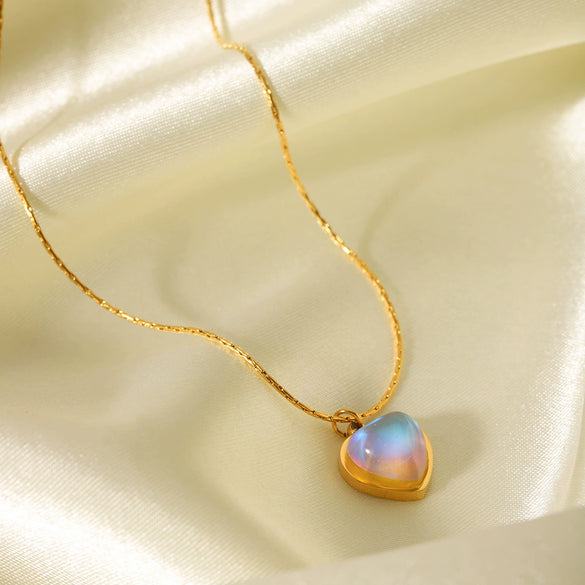 Stainless Steel Mixed Gem Inlaid Heart And Geometric Love Pendant Women's Necklace With Regular Chain And Electroplating Treatment