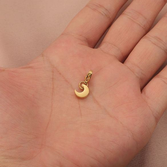 Stainless Steel Moon Pendant Jewelry Accessories With Electroplating And Small Fresh Style