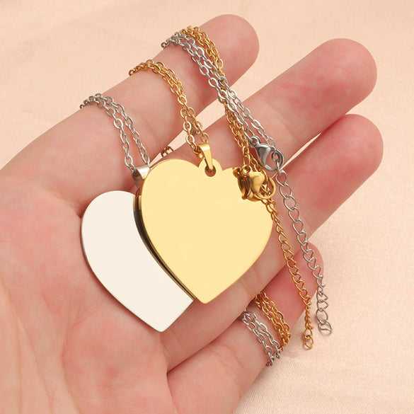Stainless Steel Peach Heart Loveshaped Pendant Necklace Accessories With Fine Polishing
