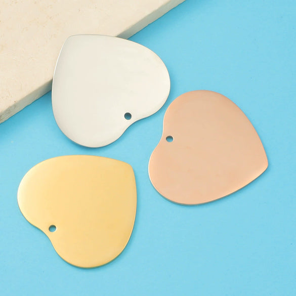 Stainless Steel Peach Heart Loveshaped Pendant Necklace Accessories With Fine Polishing