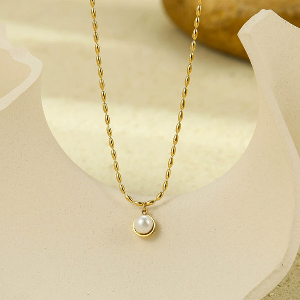Stainless Steel Pearl Pendant Necklace For Women Electroplated Fashion Jewelry