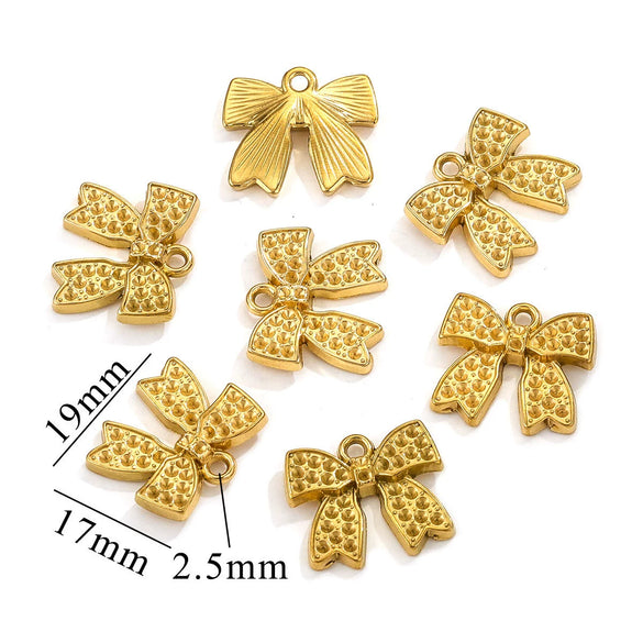 Stainless Steel Pendant Accessories With Bow And Crown Pattern Electroplated
