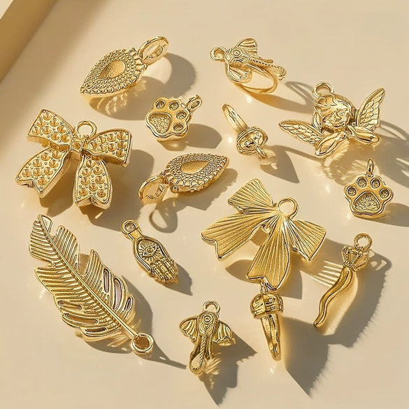 Stainless Steel Pendant Accessories With Bow And Crown Pattern Electroplated