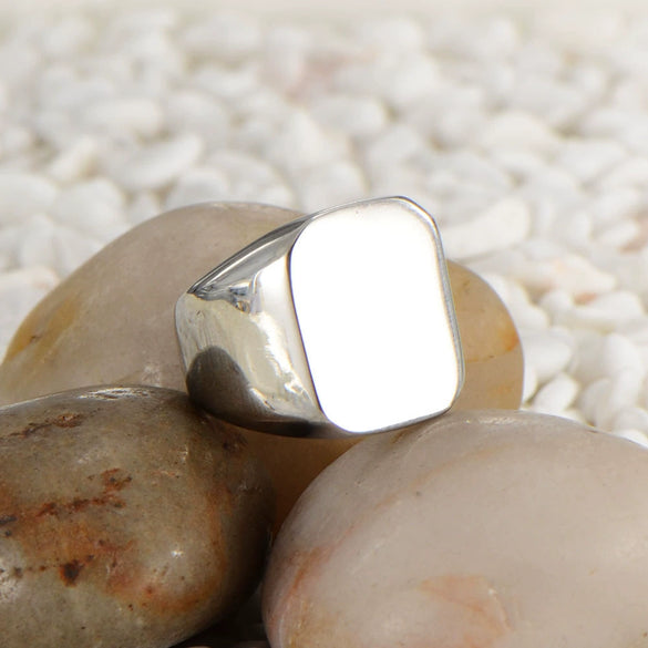 Stainless Steel Polished Square Signet Ring With Glossy Finish Fashion Business Ring For Men And Unisex Wear
