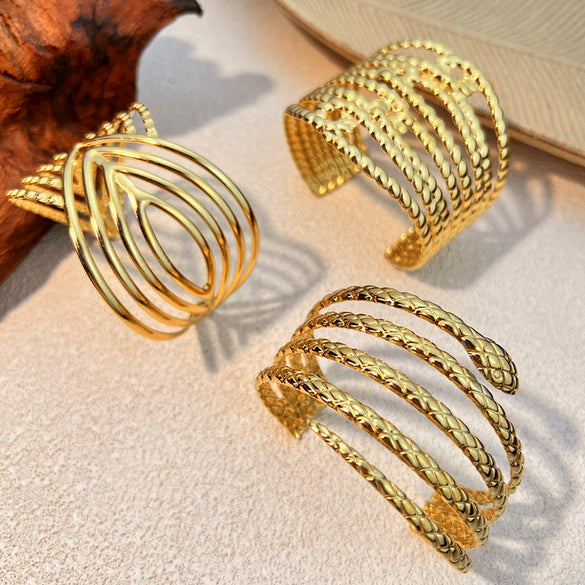 Stainless Steel Retro Geometric Opening Adjustable Bracelet With Electroplating Design