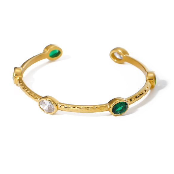 Stainless Steel Retro Hammer Pattern Inlaid Emerald Opening Bracelet Jewelry With Electroplating Treatment