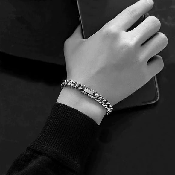 Stainless Steel Rhombus Fruit And Leaf Pattern Thick Cuban Chain Bracelet Polished Retro Punk Jewelry For Men And Women