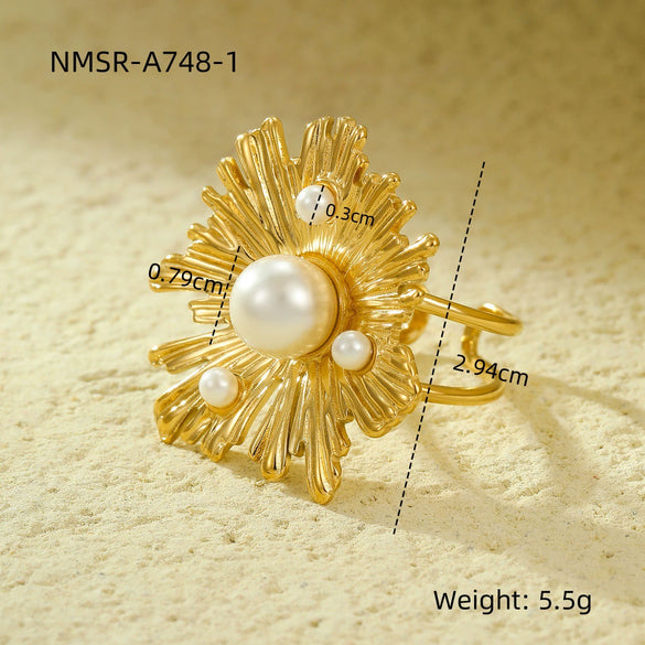 Stainless Steel Ring Light Luxury Women's Geometric Electroplated Golden Flower Pearl Design