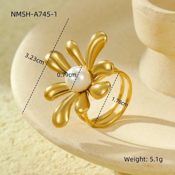 Stainless Steel Ring Light Luxury Women's Geometric Electroplated Golden Flower Pearl Design