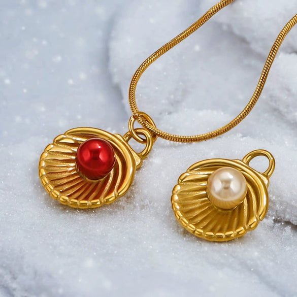 Stainless Steel Shell Pendant Inlaid Pearl Jewelry Accessories Electroplated 18K Niche Style
