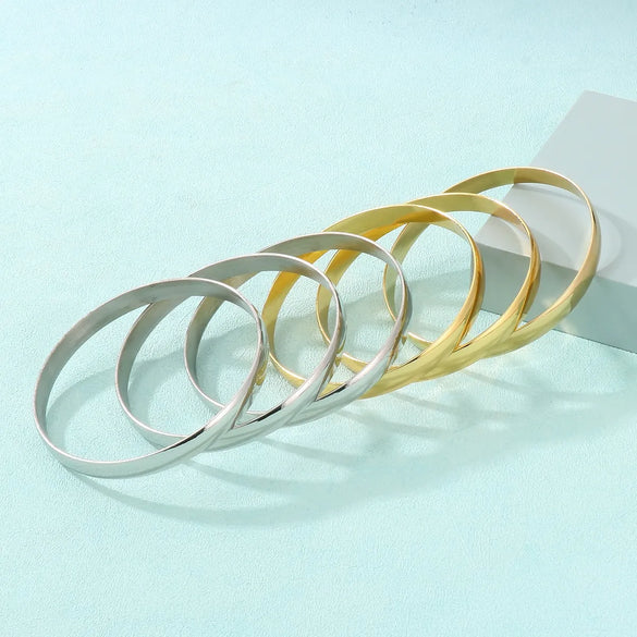 Simple Style Round Stainless Steel 18K Gold Plated Bangle In Bulk