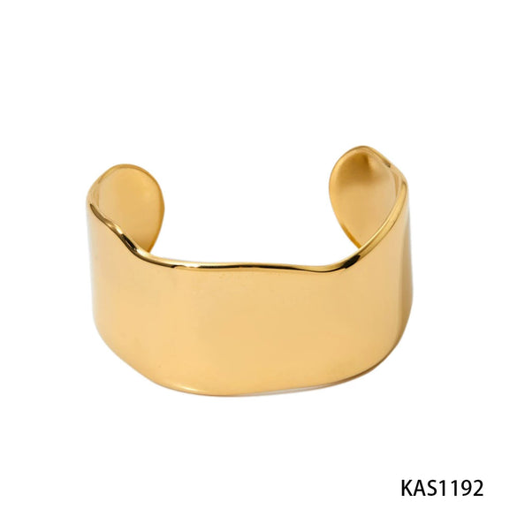 Stainless Steel Smooth Wide Bracelet Electroplated Gold In Vacuum Furnace Simple Geometric Design