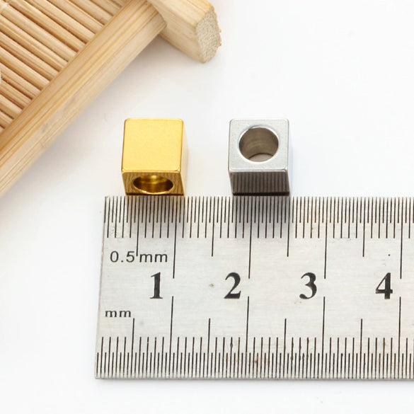 Stainless Steel Square Through Hole Beads Hiphop Geometric Electroplated Jewelry Accessories
