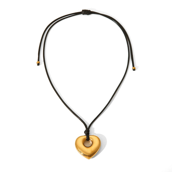 Stainless Steel Titanium Steel Pendant Necklace For Women With Hollow Heart Geometric Design And Electroplating Process