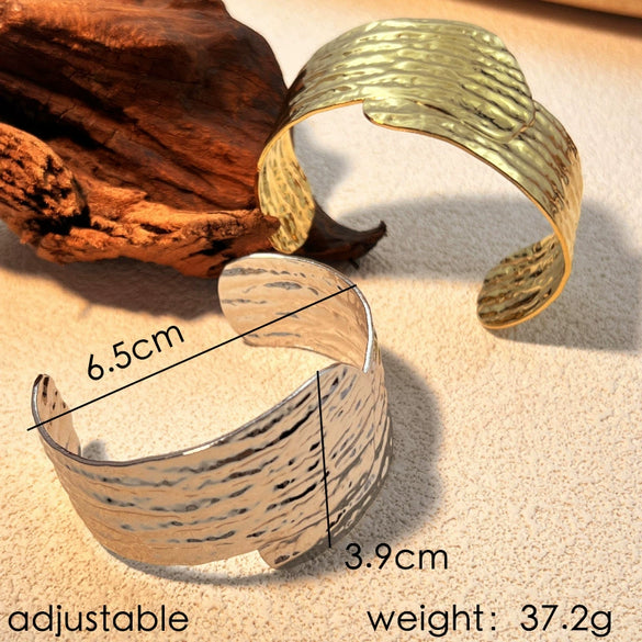 Stainless Steel Vintage Geometric Open Bracelet For Women With Electroplating