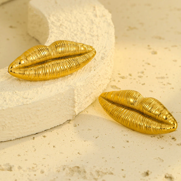 Stainless Steel Vintage Lip Earrings With Electroplating Treatment