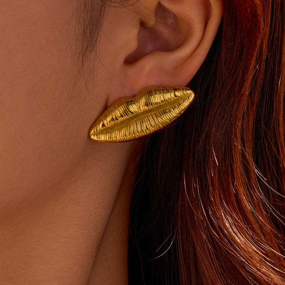 Stainless Steel Vintage Lip Earrings With Electroplating Treatment