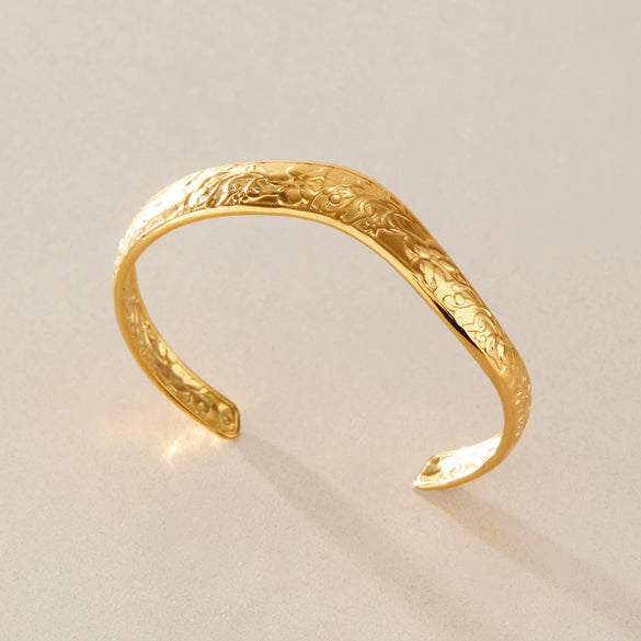 Stainless Steel Waveshaped Open Bangle Bracelet With Geometric Plated Finish Fashion Jewelry