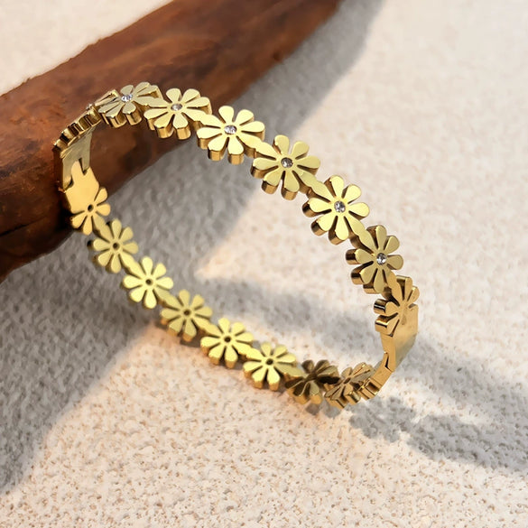 Stainless Steel Women's Bracelets Retro Geometric Electroplated Jewelry