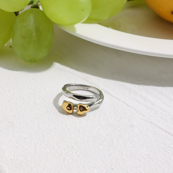 Stainless Steel Women's Geometric Design Ring With Electroplating