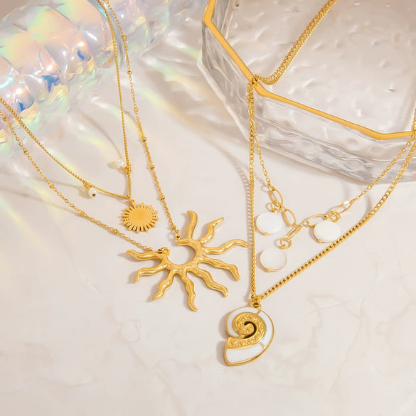 Stainless Steel Women's Geometric Pendant Necklace With Electroplating