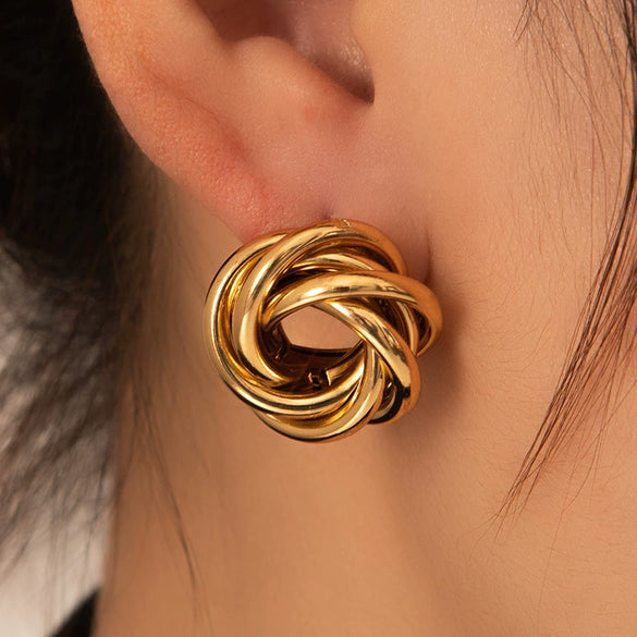 Stainless Steel Women's Light Luxury Fashion Hoop Earrings With Geometric Shape Electroplated