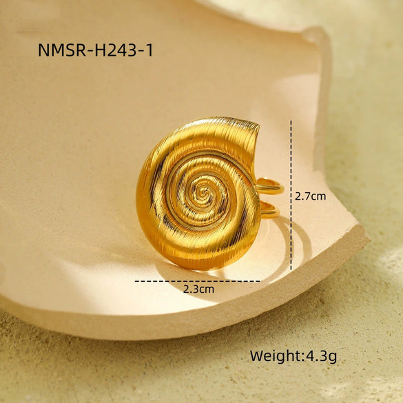 Stainless Steel Women's Ring With Starfish Marine Element And Electroplating Treatment Light Luxury Style