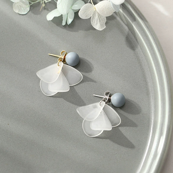 925 Sterling Silver Flower Petal Earrings Simple Electroplated Floral Drop Earrings For Women