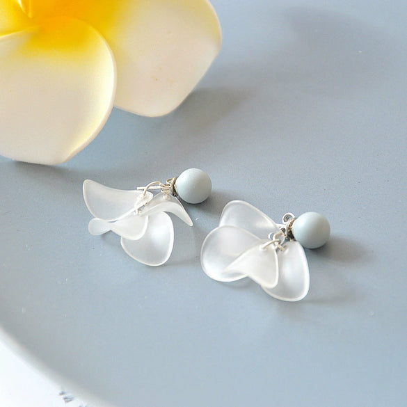 925 Sterling Silver Flower Petal Earrings Simple Electroplated Floral Drop Earrings For Women