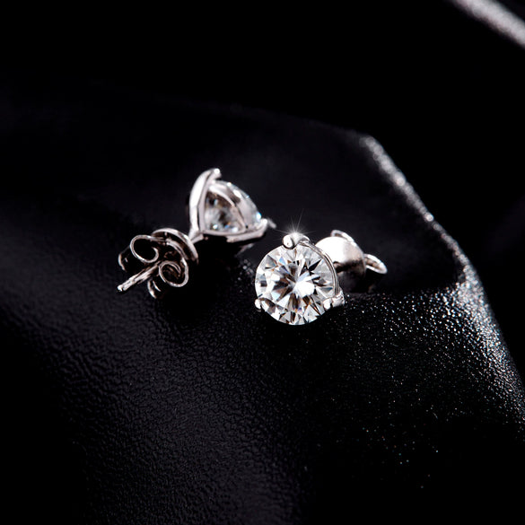 Sterling Silver Geometric Diamond Threeclaw Earrings For Men And Women