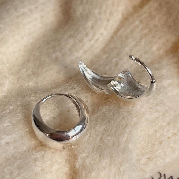 925 Sterling Silver Glossy Women's Earrings With Letters Numbers Text Pattern And Electroplating