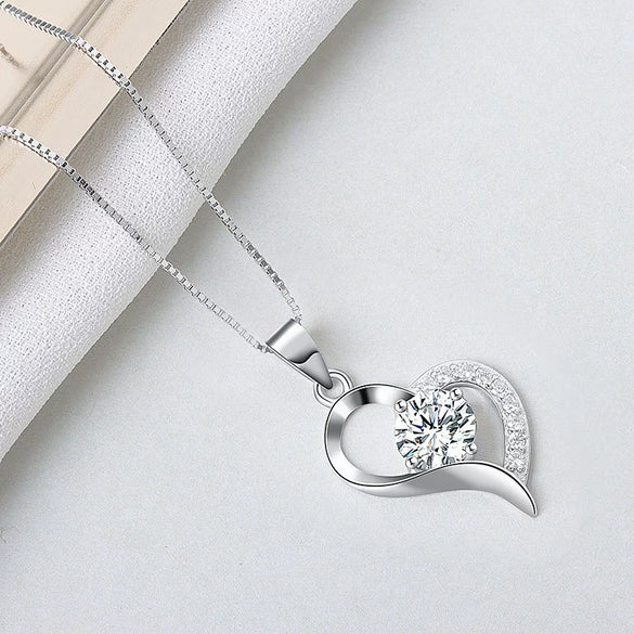 Sterling Silver Heart Pendant Necklace With Mixed Gem Inlay Electroplated Simple Fashion Jewelry