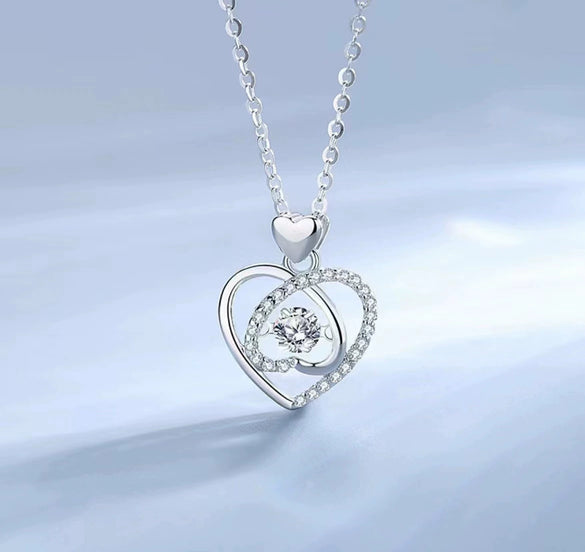 Sterling Silver Heart Shape Light Luxury Necklace