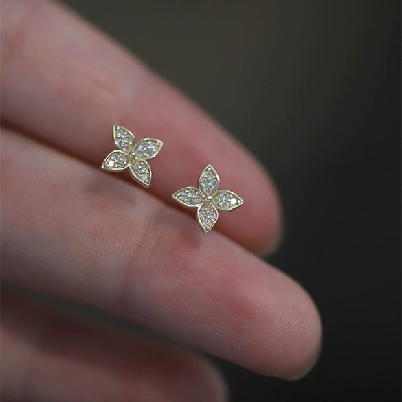 Sterling Silver Hydrangea Flower Earrings Plated With 14K Gold Inlaid With Diamonds